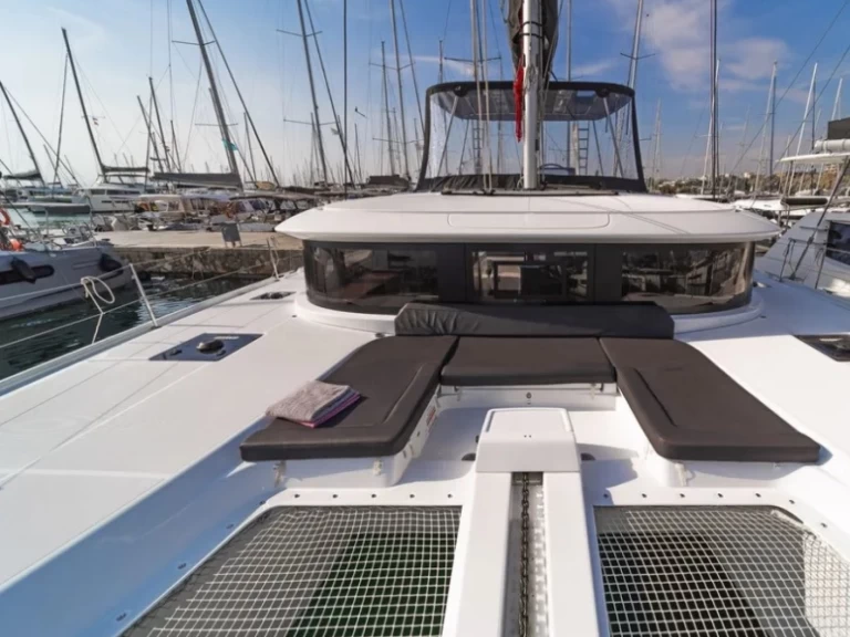 YachtCharter in Álimos - Lagoon Lagoon 46 auf SamBoat