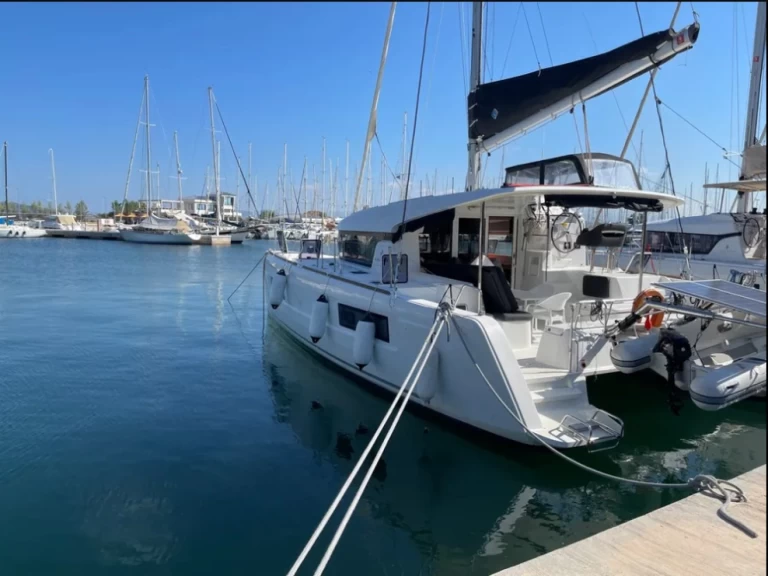 Boot mieten Lefkáda günstig Lagoon 40