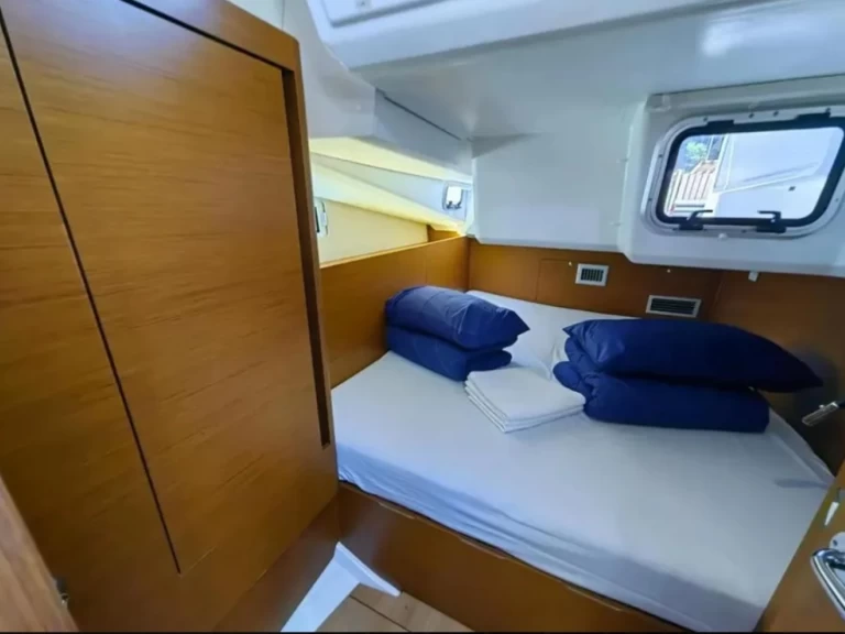 Vermietung Segelboot Jeanneau mit Führerschein