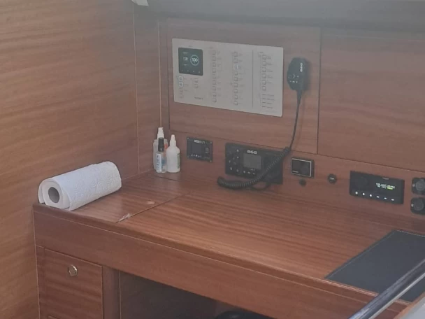 Elan Impression 45.1 mieten Álimos