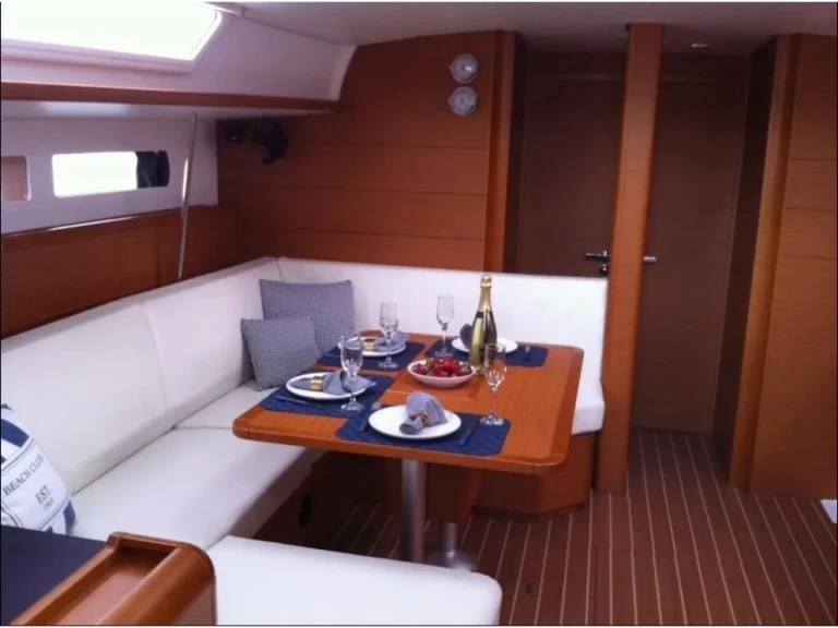 Bootsverleih Jeanneau Sun Odyssey 469 Álimos Samboat