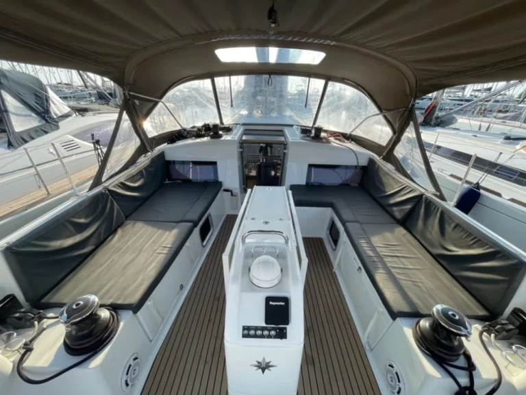 Jeanneau Sun Odyssey 490 mieten Álimos