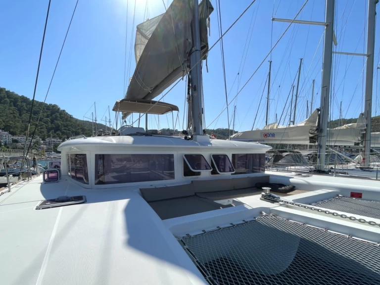 Katamaran mit oder ohne Skipper Lagoon mieten in Álimos
