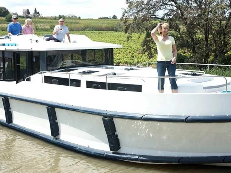 Bootsverleih Premier Horizon 3 Branges Samboat