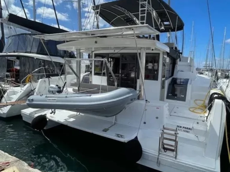 YachtCharter in Álimos - Bali Bali 4.8 auf SamBoat