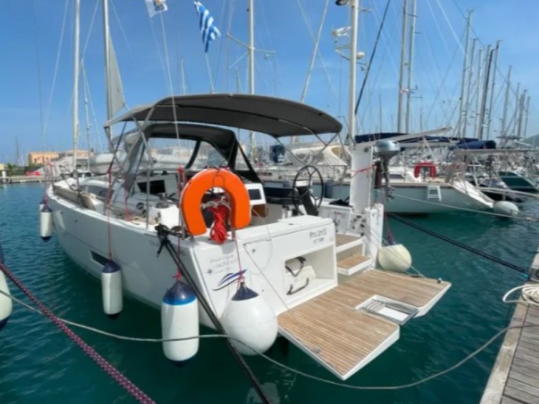 Bootsverleih Dufour Dufour 390 Lefkáda Samboat