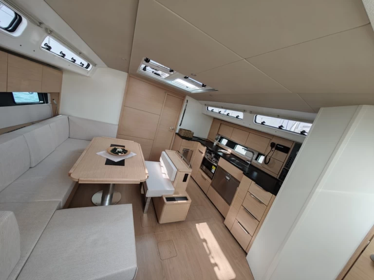 Ein Hanse Hanse 460 - owner version mieten in Pomer