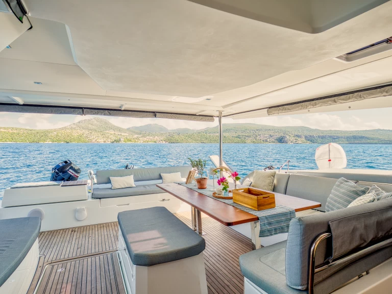 Katamaran mit oder ohne Skipper Fountaine Pajot mieten in Lefkáda