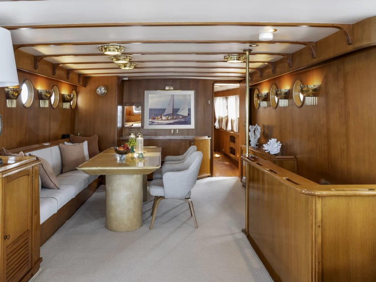 Yacht mieten in Castellammare di Stabia zum besten Preis