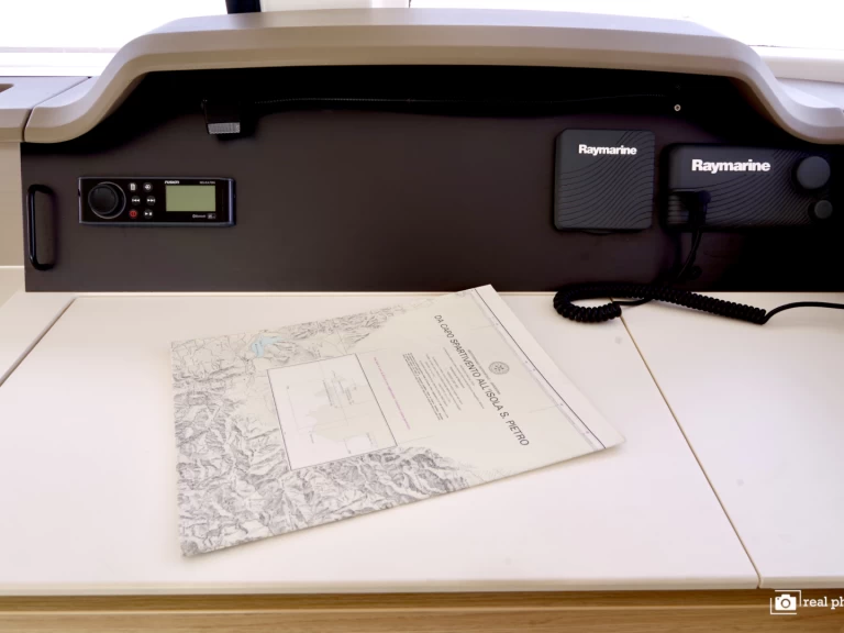 Katamaran mieten in Olbia zum besten Preis