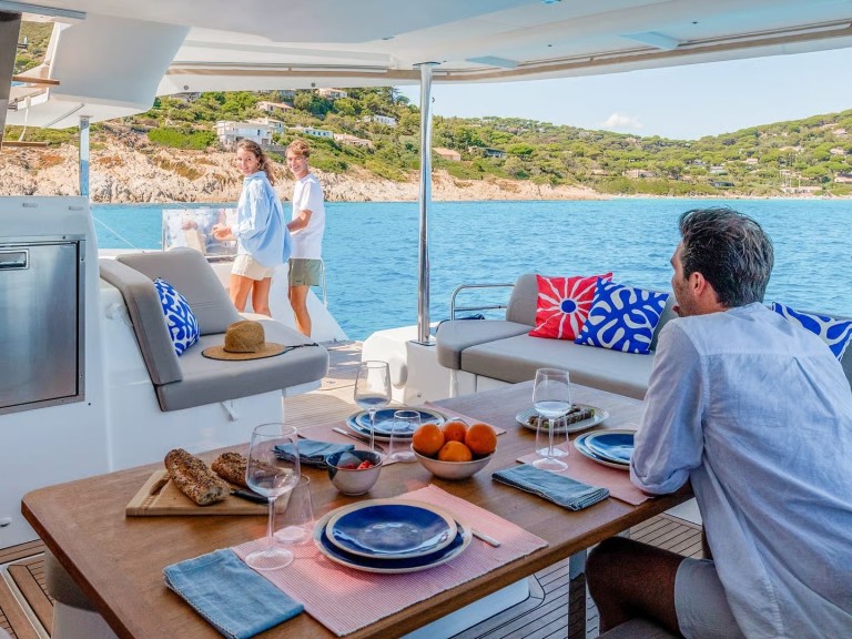 Boot mieten Gouviá günstig Fountaine Pajot FP 44 Quatuor - 4 + 2 cab.