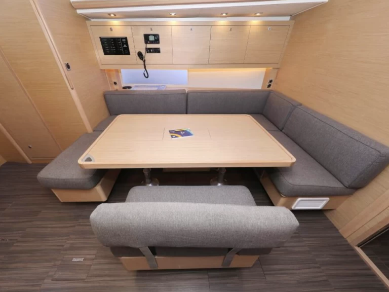 YachtCharter in Seget Donji - Dufour Dufour 470 auf SamBoat