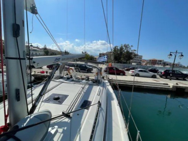 YachtCharter in Lefkáda - Bénéteau Oceanis 40.1 auf SamBoat