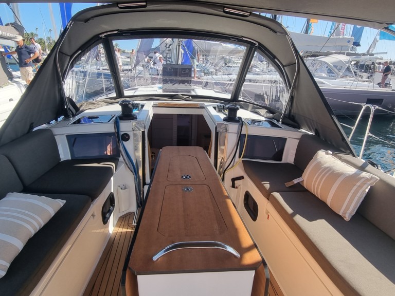 Segelboot mieten in Golfe-Juan - Dufour Dufour 44