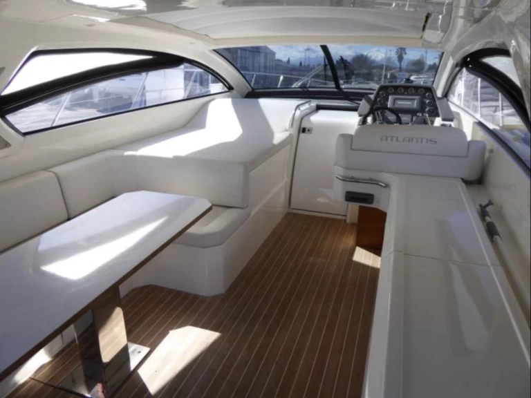 Azimut Atlantis 48 mieten Port de Saint Tropez