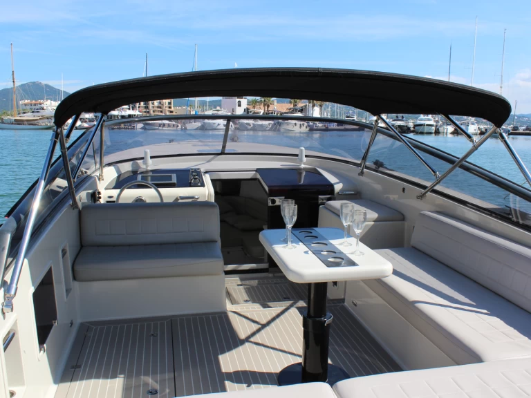 Vermietung Motorboot VanDutch mit Führerschein