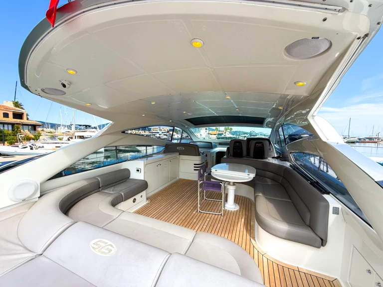 Vermietung Motorboot persing mit Führerschein