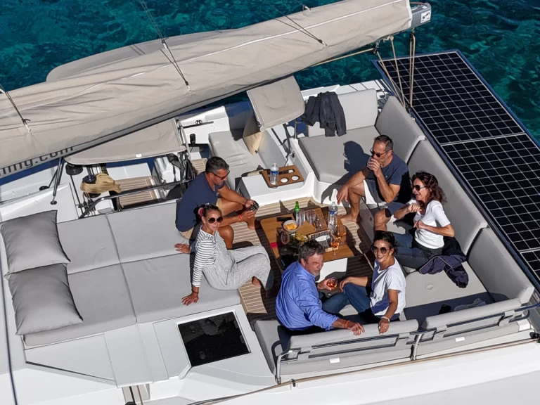 YachtCharter in Le Marin - Fountaine Pajot Elba 45 auf SamBoat