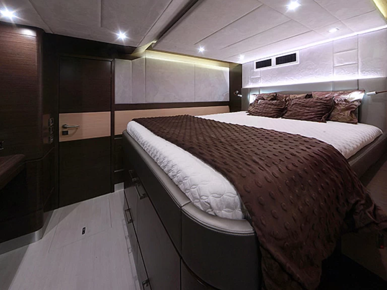 Katamaran mieten in Lavrion zum besten Preis