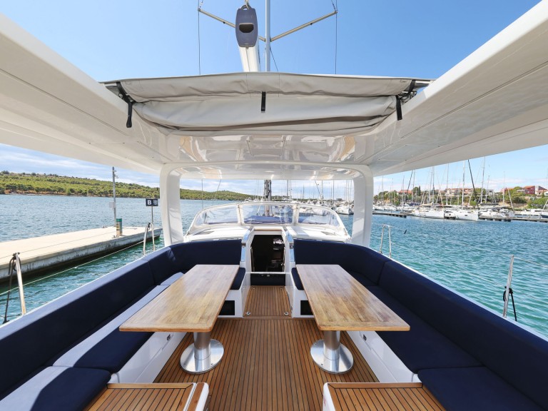 Ein Hanse Hanse 510 mieten in Šibenik