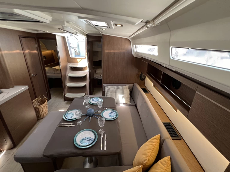 Vermietung Segelboot Bénéteau mit Führerschein