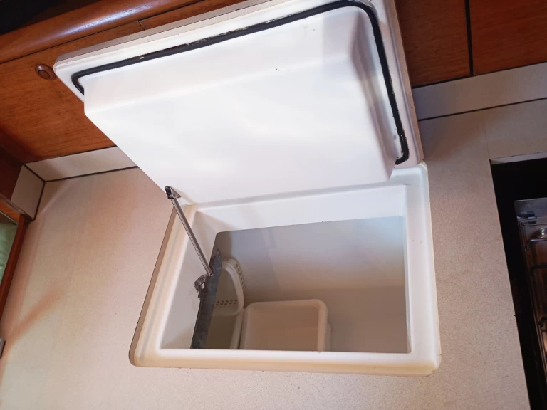 YachtCharter in Nikiána - Jeanneau Sun Odyssey 37 auf SamBoat