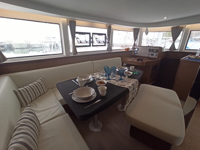 Vermietung Katamaran Lagoon mit Führerschein