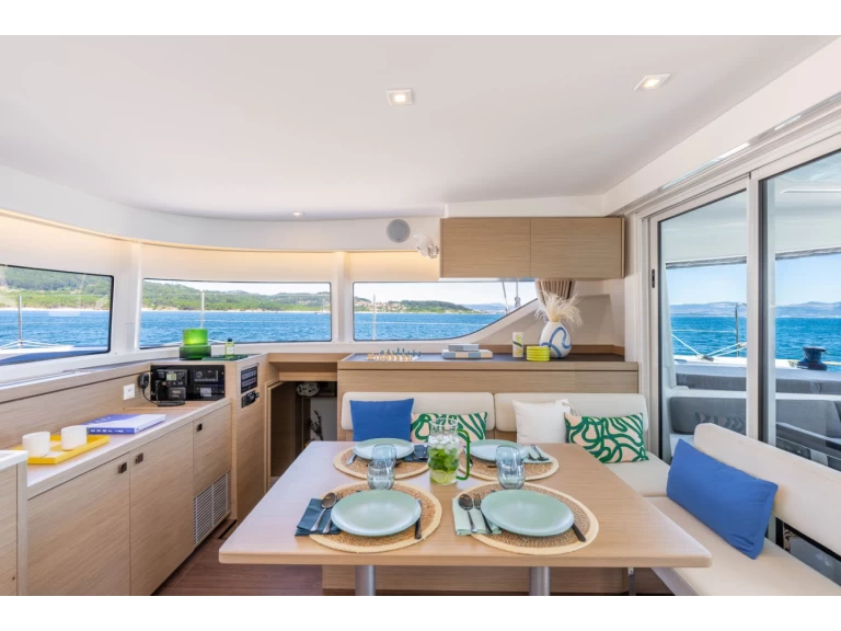 Katamaran mit oder ohne Skipper Lagoon mieten in Álimos