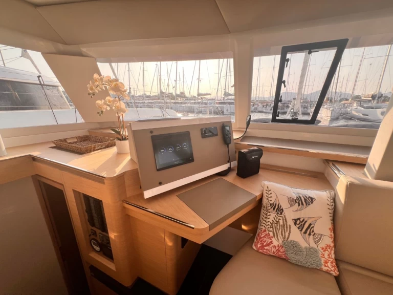 Boot mieten Olbia günstig Astrea 42