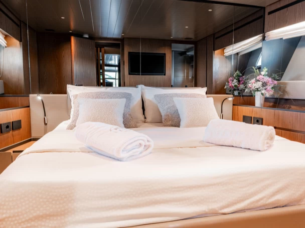 Ein Bluegame Bluegame BG74 mieten in Punat