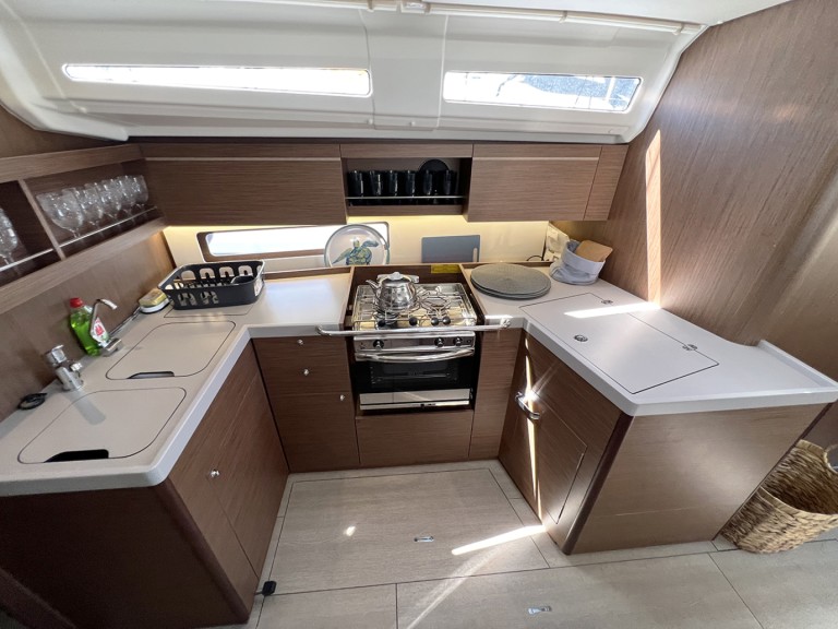 Boot mieten Álimos günstig Oceanis 40.1