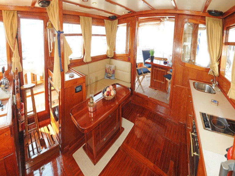  Motor sailer, Custom Made  mieten Álimos
