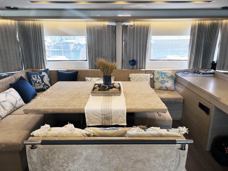 Vermietung Katamaran Lagoon mit Führerschein