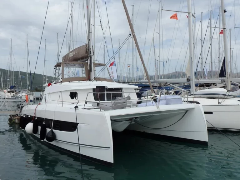 Katamaran mit oder ohne Skipper Bali mieten in Lefkáda