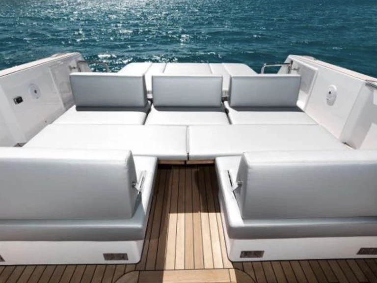 Motorboot mieten in Port de Saint Tropez zum besten Preis