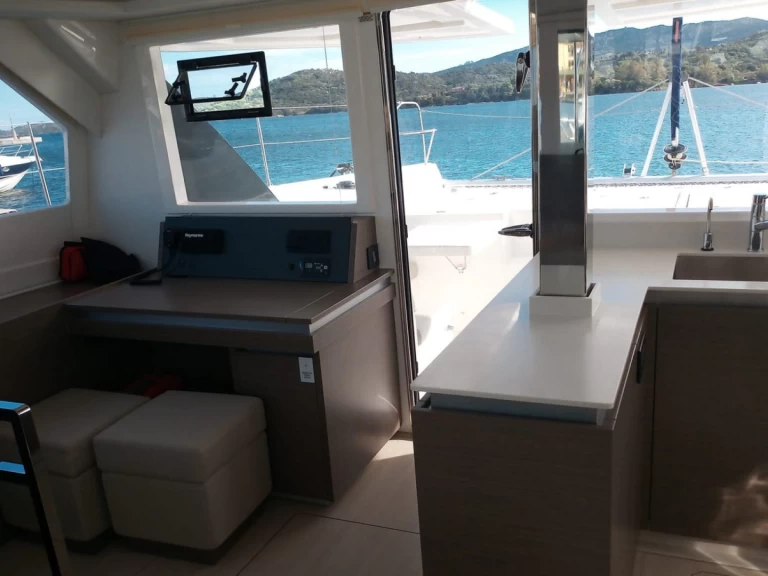 YachtCharter in Cannigione di Arzachena - Leopard Catamarans / Robertson & Caine Leopard 50 - 5 + 1 cab auf SamBoat