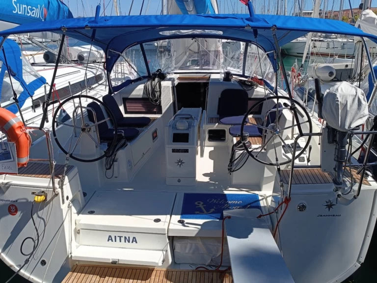 Bootsverleih Jeanneau Sun Odyssey 440 Furnari Samboat