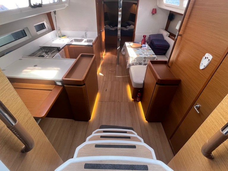 Jeanneau Sun Odyssey 440 mieten Cannigione di Arzachena