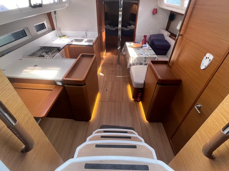 Jeanneau Sun Odyssey 440 mieten Cannigione di Arzachena