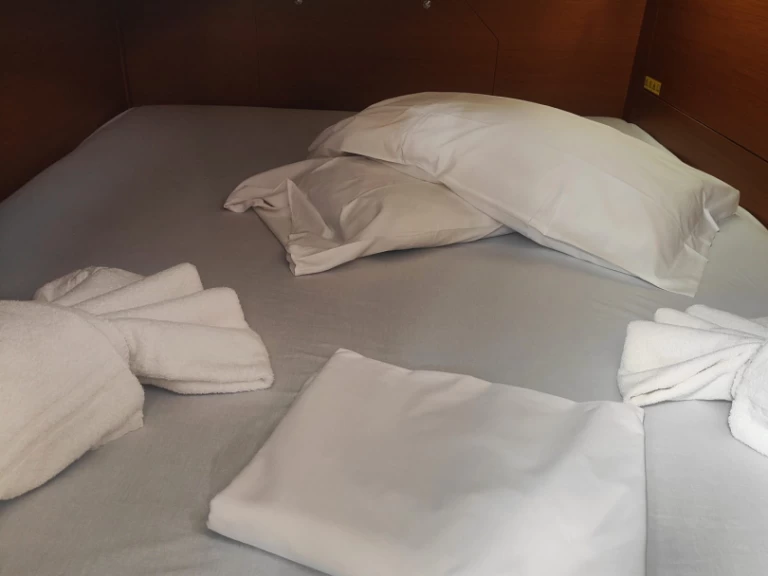 Jeanneau Sun Odyssey 440 mieten Furnari