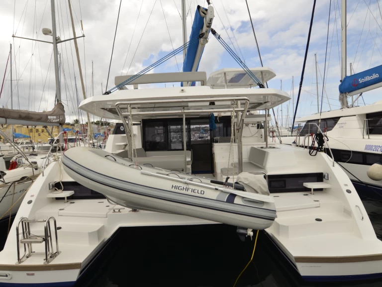 Boot mieten Procida günstig Leopard 42 - 4 cab.