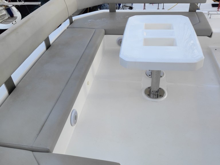 Ein Leopard Catamarans / Robertson & Caine Leopard 45 mieten in Procida