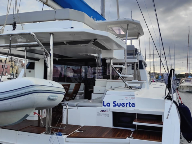 Katamaran mieten in Procida - Leopard Catamarans / Robertson & Caine Leopard 50 - 5 + 1 cab