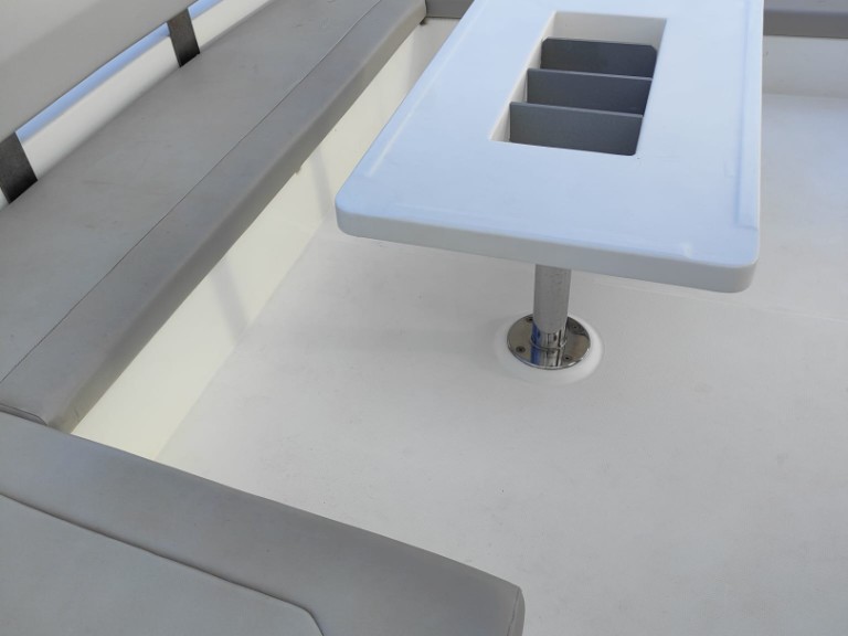 Katamaran mit oder ohne Skipper Leopard Catamarans / Robertson & Caine mieten in Procida