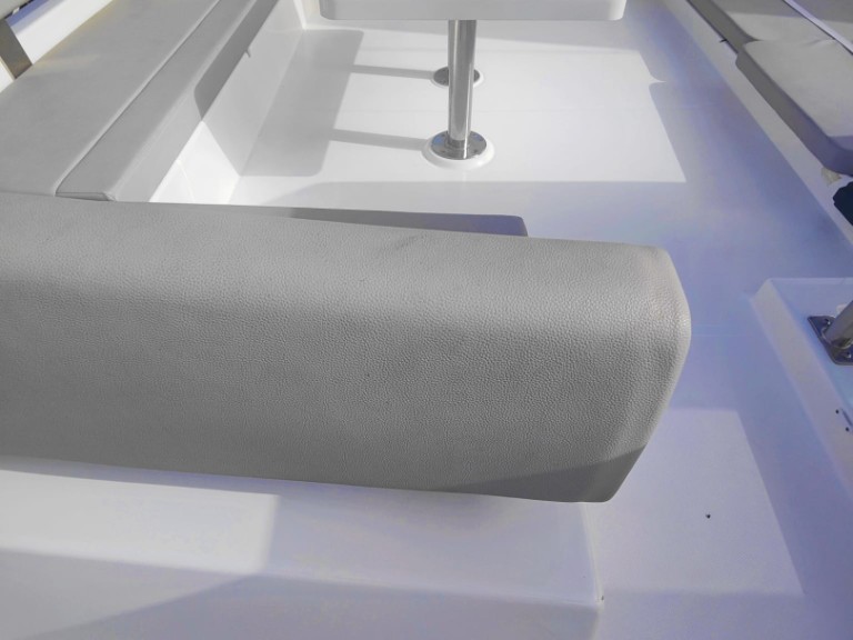 Leopard Catamarans / Robertson & Caine Leopard 50 - 5 + 1 cab mieten Procida