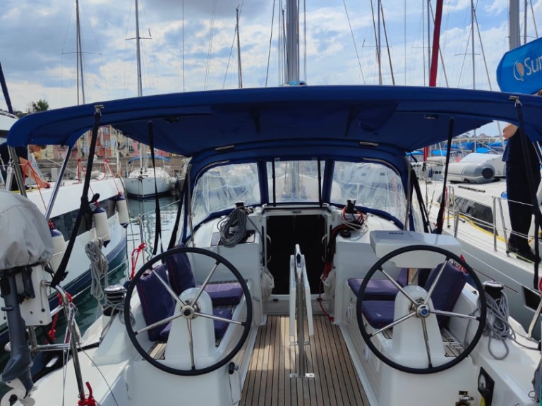 Vermietung Segelboot Bénéteau mit Führerschein