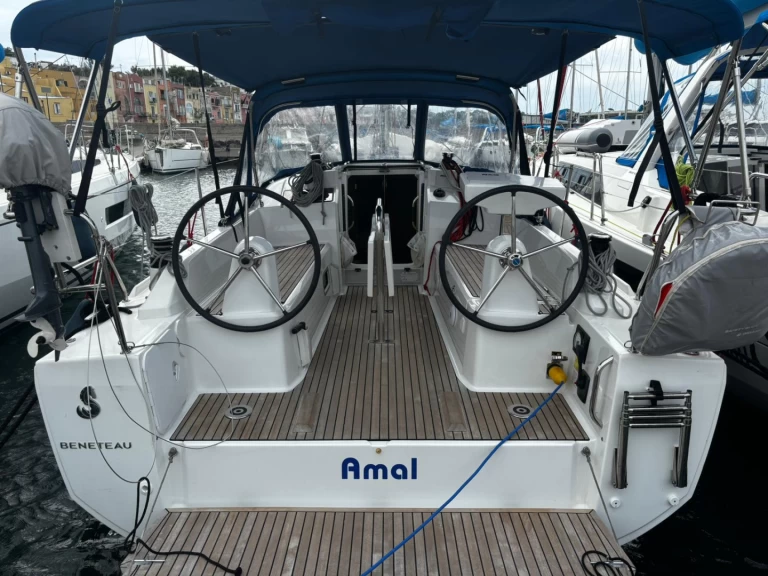 Segelboot mieten in Procida zum besten Preis