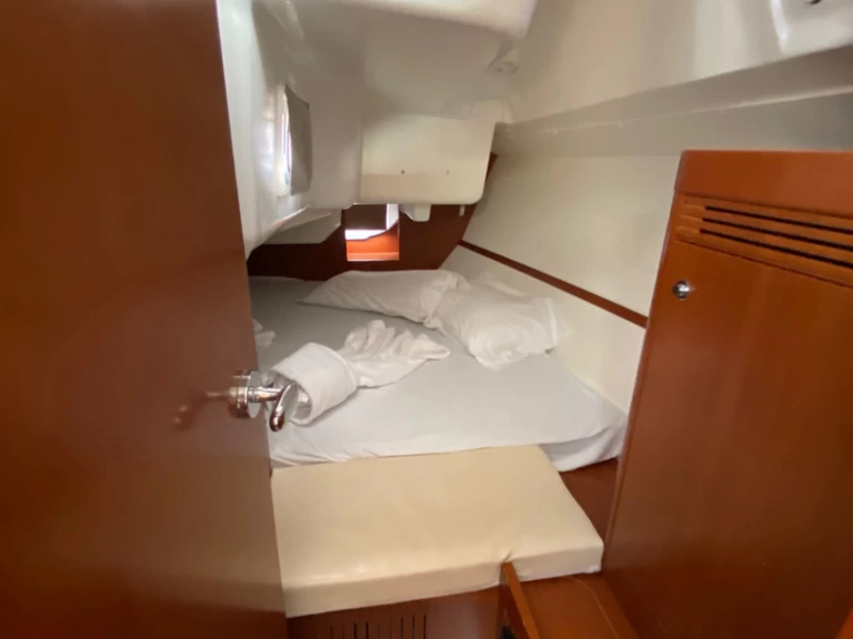 Segelboot mieten in Procida zum besten Preis