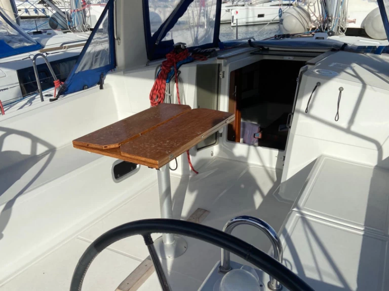 Bootsverleih Bénéteau Oceanis 38 Procida Samboat