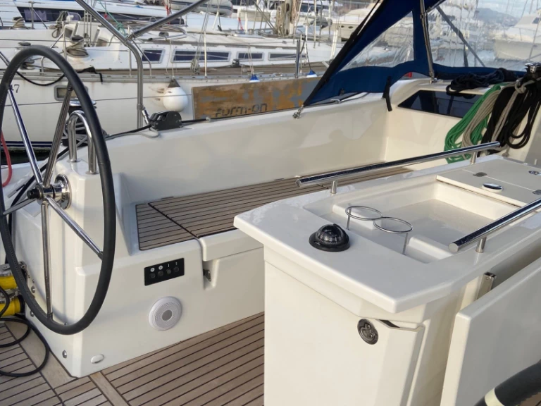 Boot mieten Procida günstig Oceanis 40.1